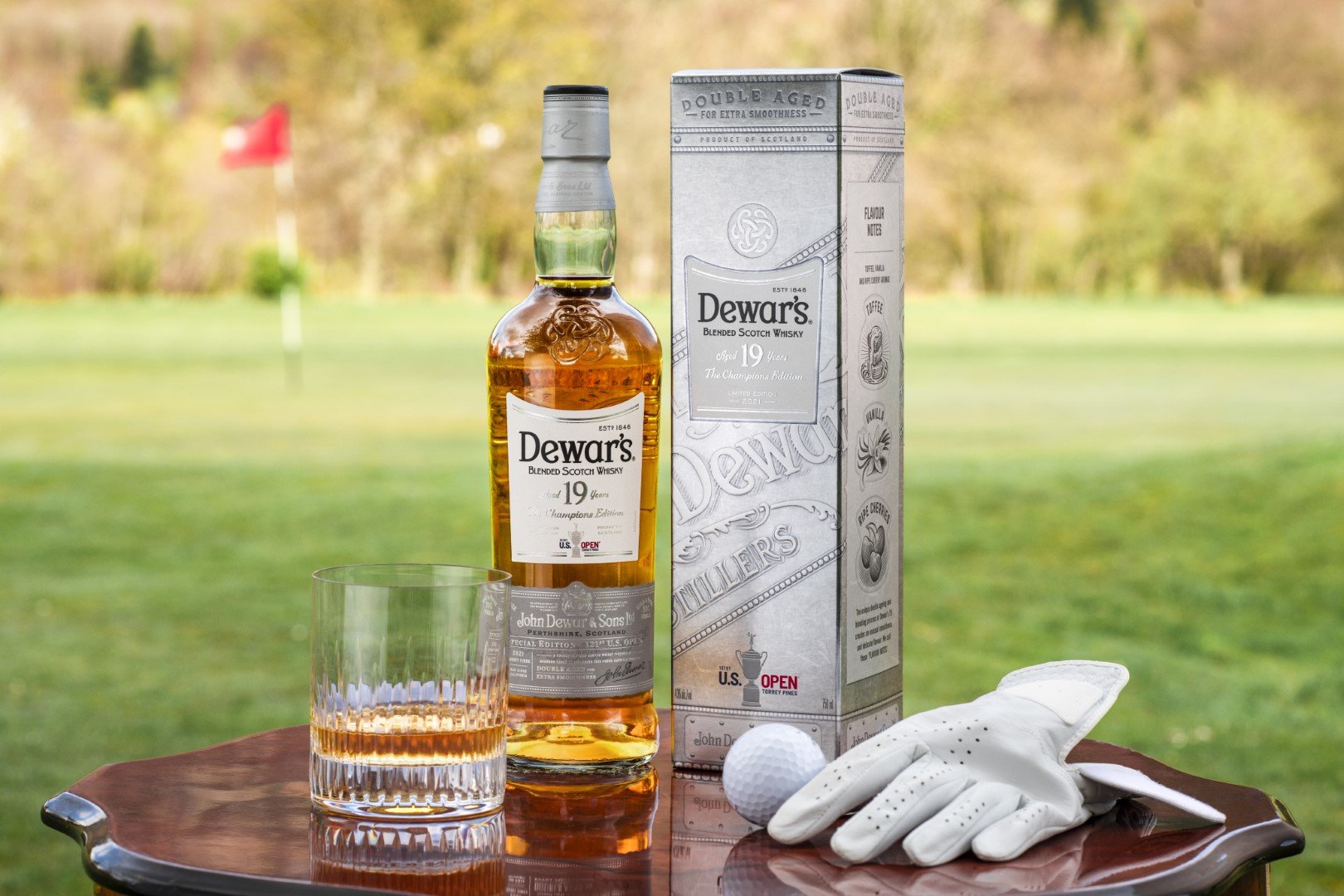 Dewar's The Champions Edition 19 Years Old